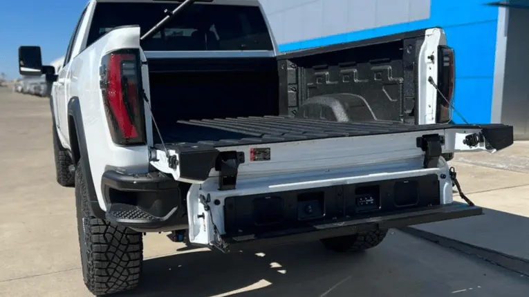 how to turn off the inner tailgate on a gmc sierra multipro