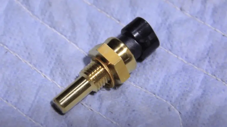 2014 chevy silverado temperature sensor